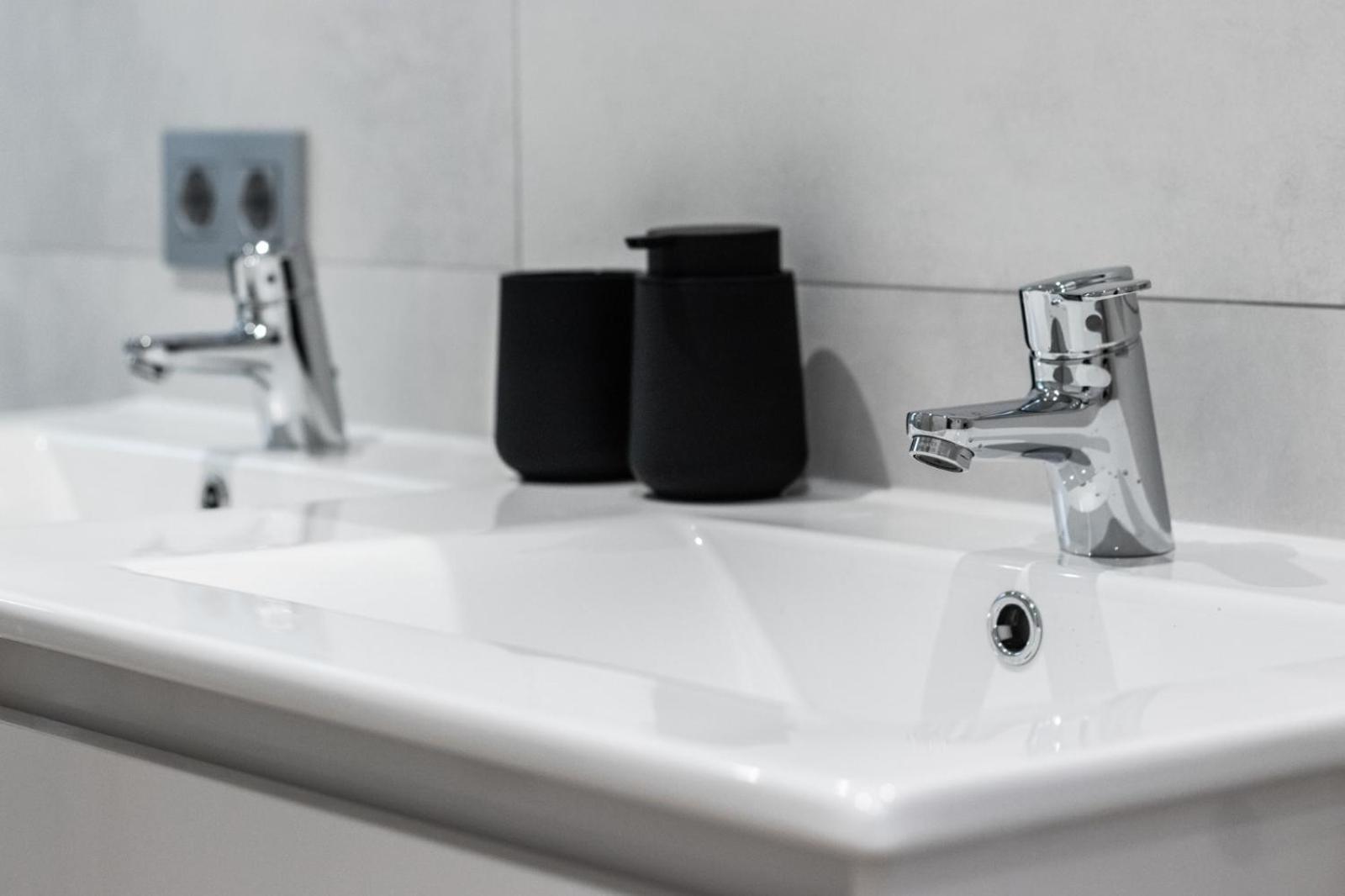 Apartamento Tiboli Home Bilbao Buitenkant foto